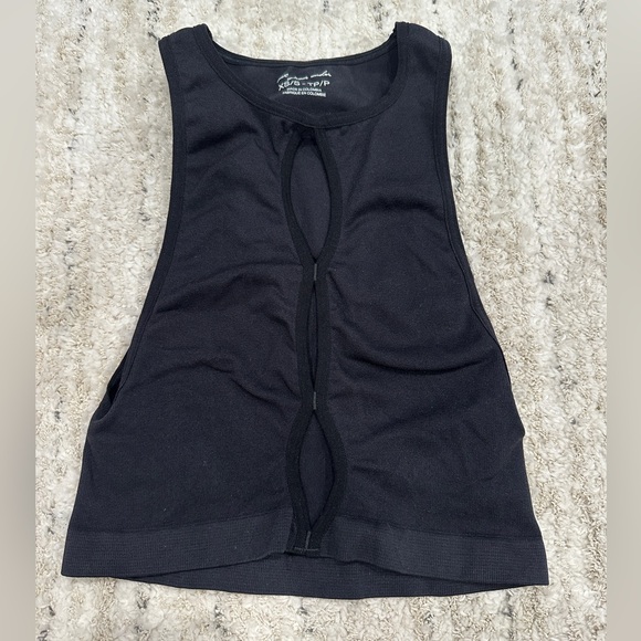 Out From Under Violetta Seamless Cutout Bra Top Black - Picture 3 of 5